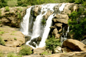 Toovanam Waterfalls